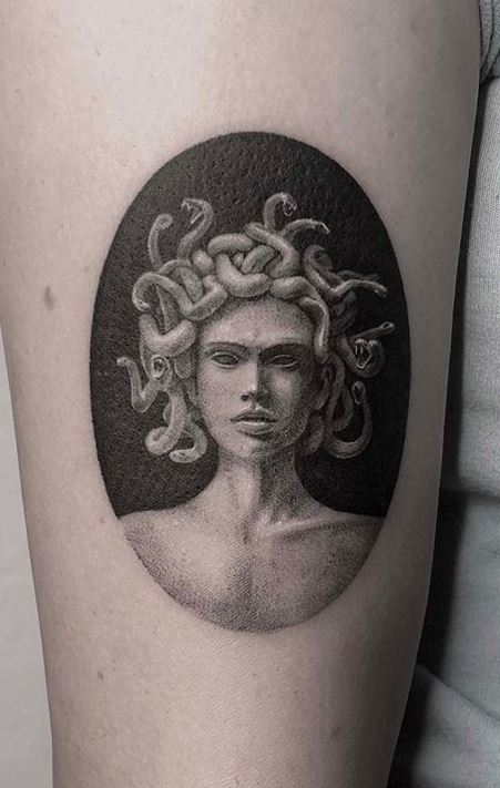 Significado da tatuagem medusa